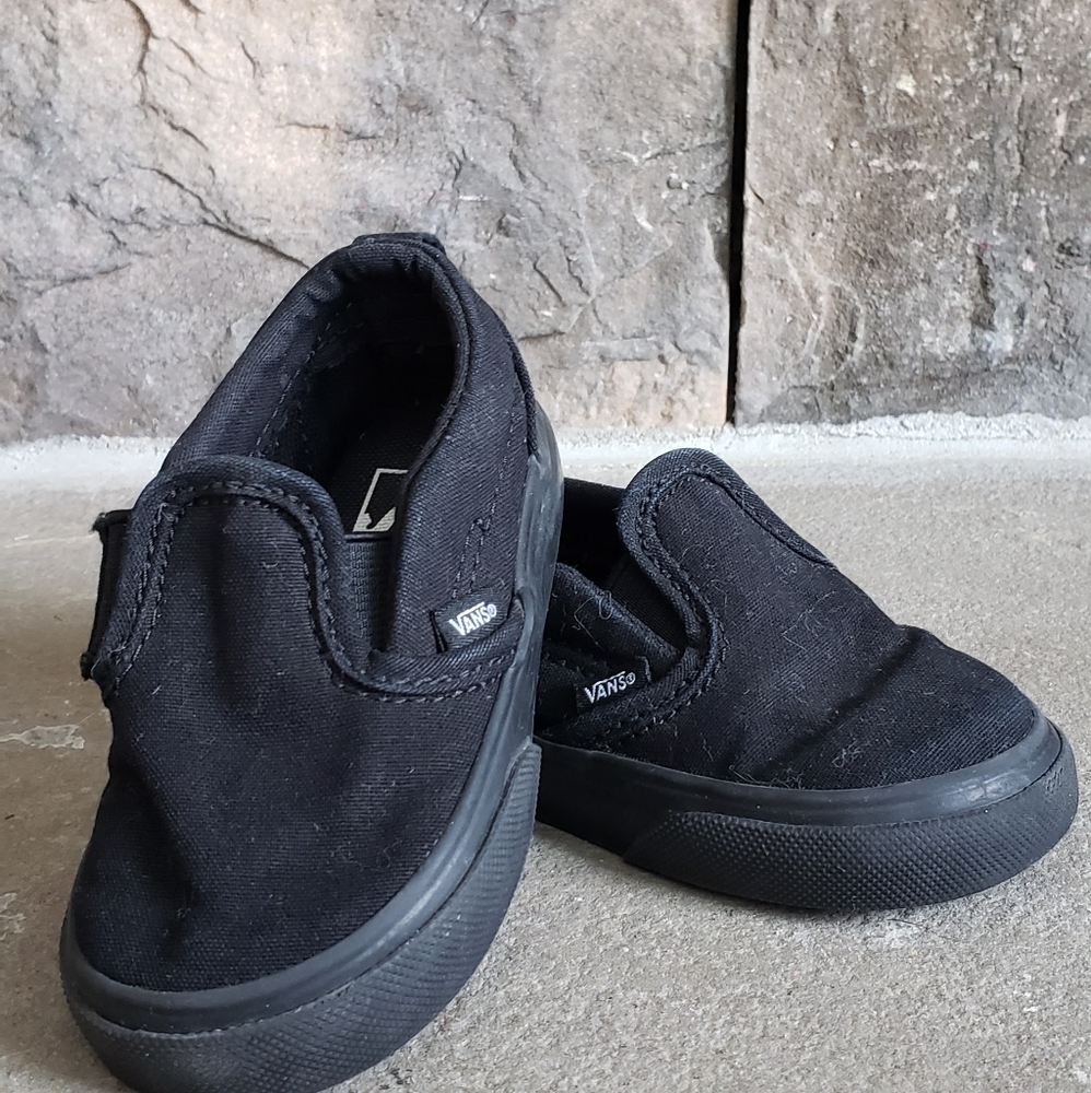 Vans toddler shoe